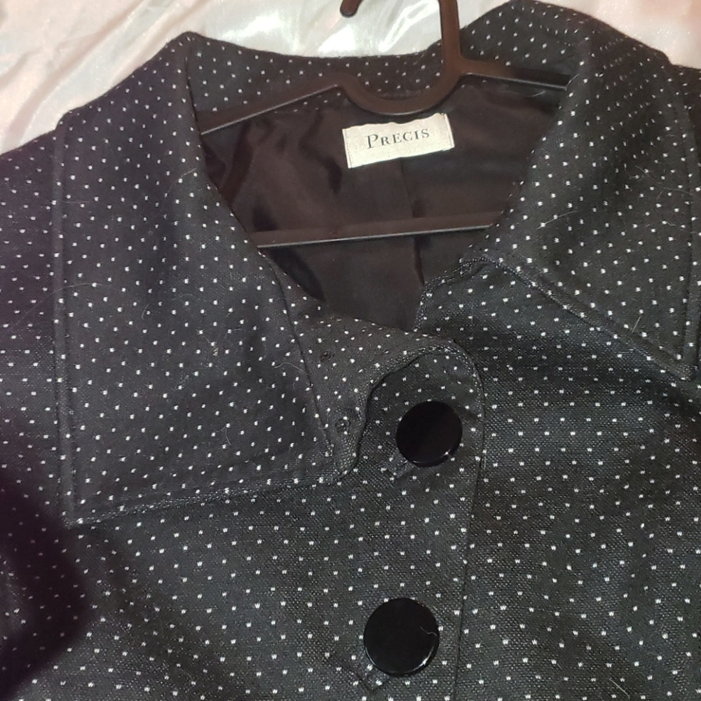 Blazer - Picture 6 of 16